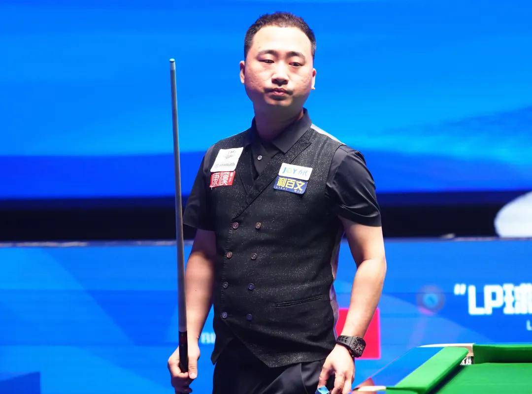 格外抢眼 格外抢眼