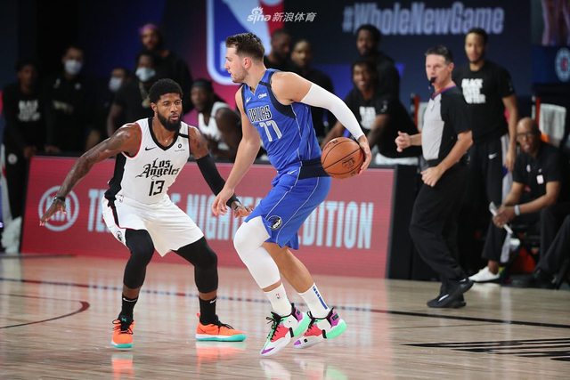 的特点是 的特点是