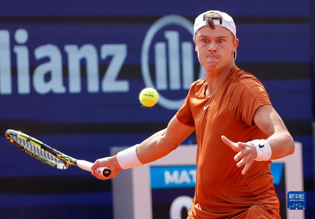 外界关注焦 外界关注焦